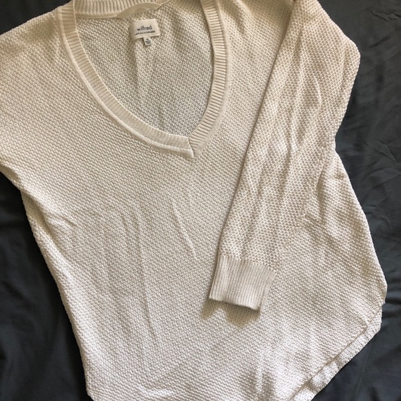 Wilfred Galois V-neck sweater, Silk & Cashmere - Picture 2 of 3